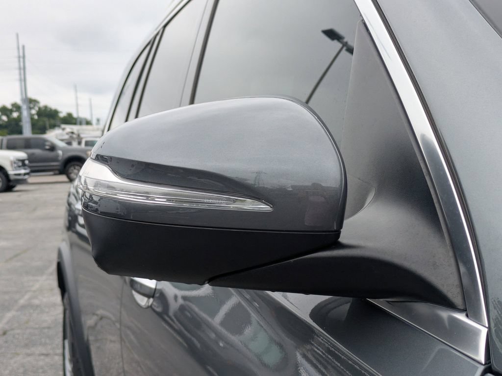 Used 2025 Mercedes-Benz GLS 450 4MATIC image 12