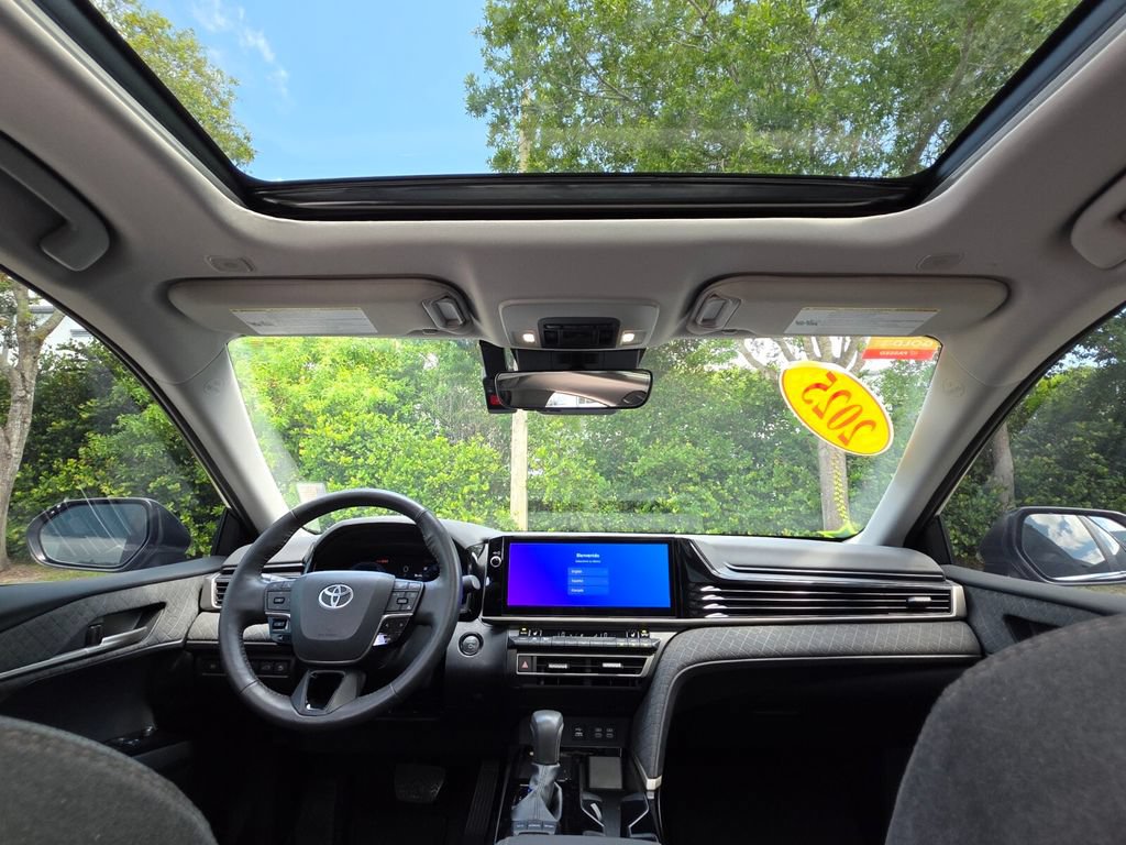 Certified 2025 Toyota Camry XLE FWD image 4