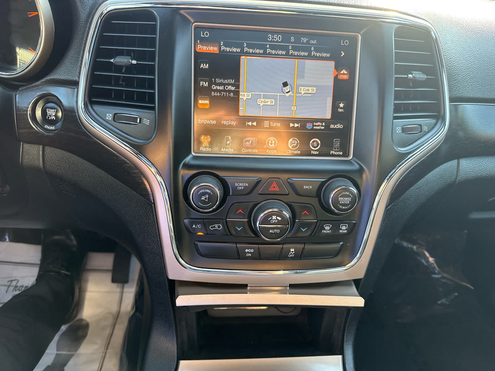 Used 2014 Jeep Grand Cherokee Altitude AWD/4WD image 21