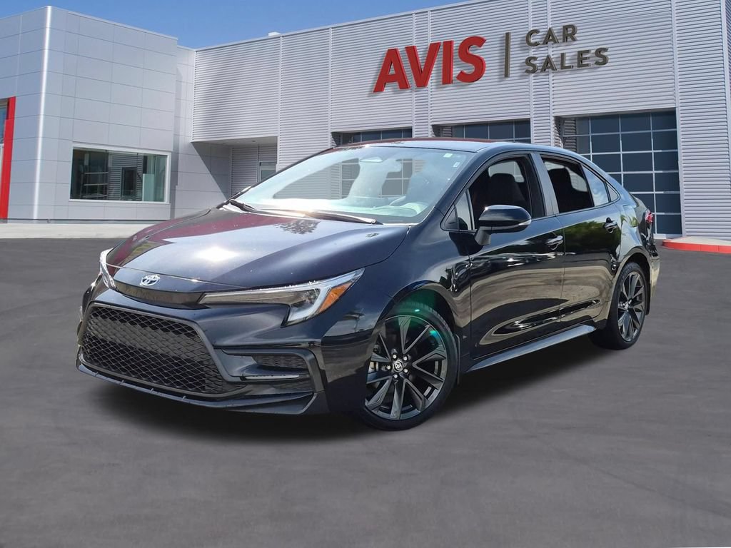 Used 2025 Toyota Corolla SE FWD image 1