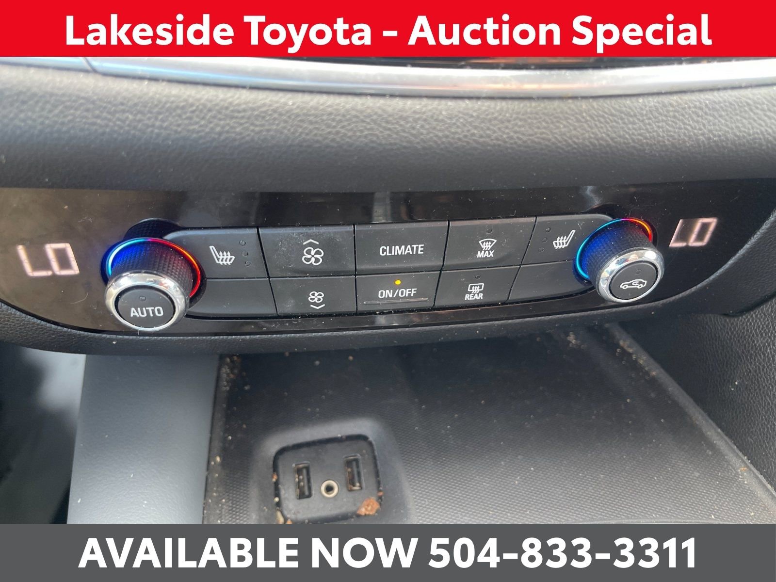 Used 2019 Buick Enclave Essence image 32