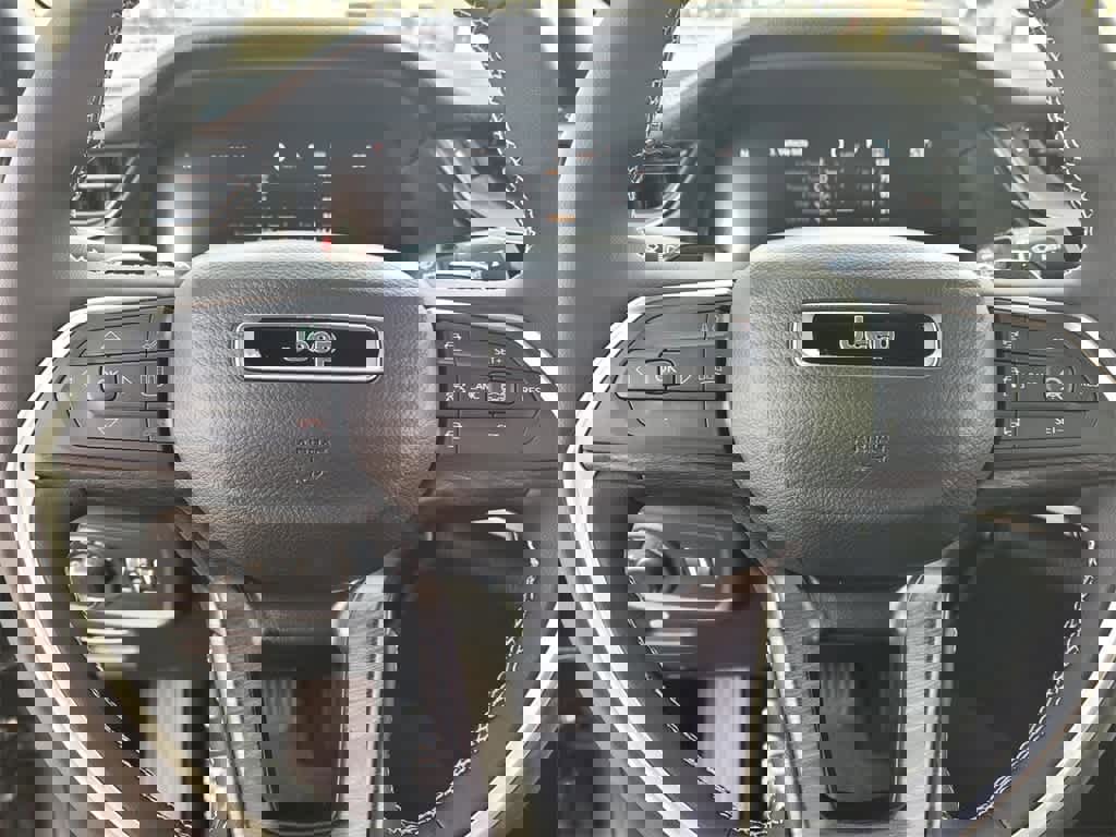 New 2026 Jeep Grand Cherokee Altitude image 21