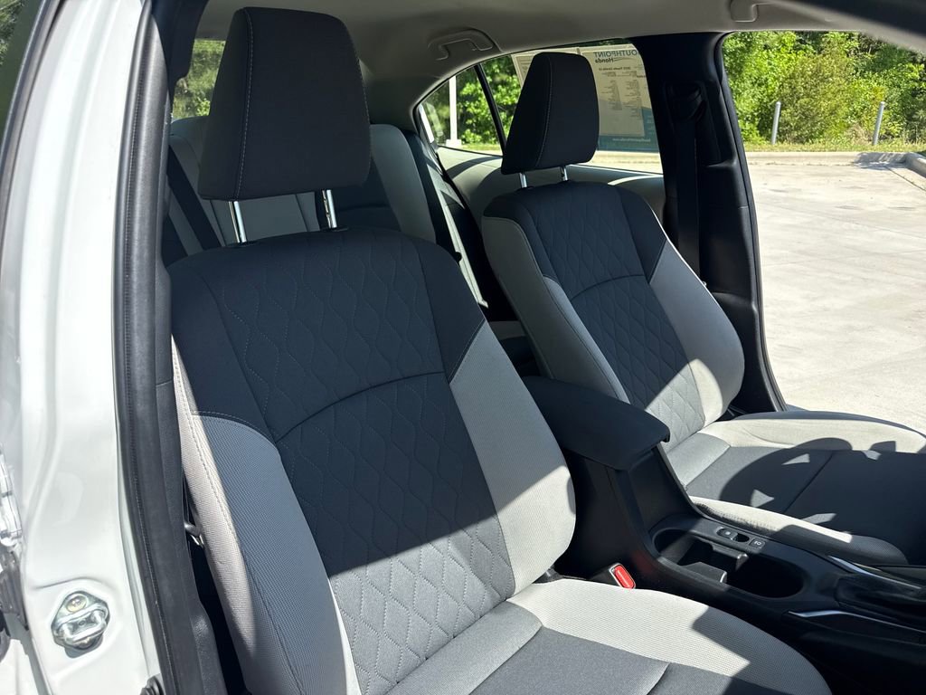 Used 2023 Toyota Corolla LE FWD image 34