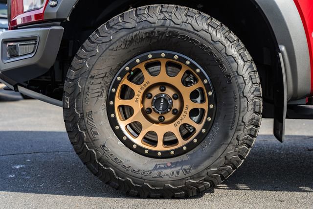 Used 2020 Ford F150 Raptor w/ Equipment Group 802A Luxury image 19