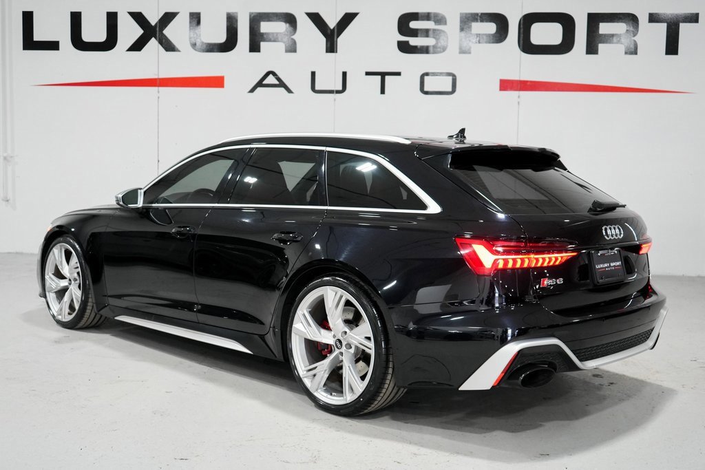 Used 2021 Audi RS 6 w/ Executive Package image 3
