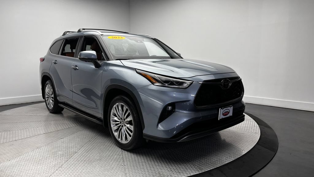 Used 2023 Toyota Highlander Platinum AWD/4WD image 47