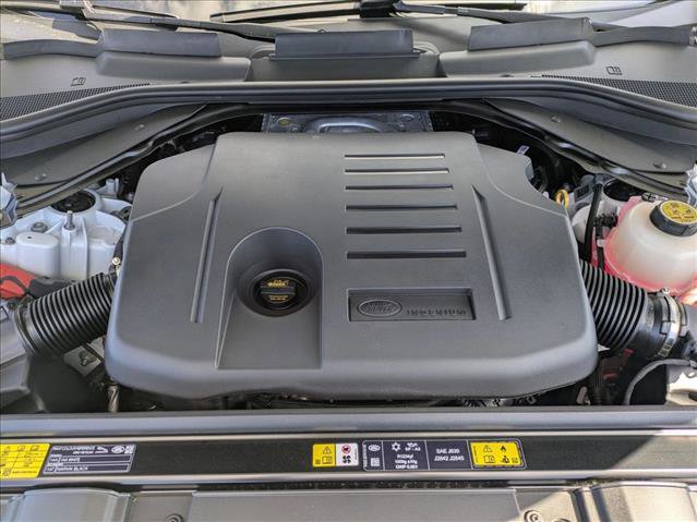 New 2026 Land Rover Range Rover Long Wheelbase SE image 17