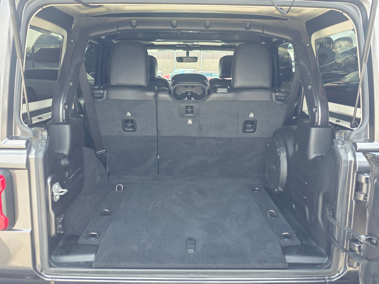 Used 2021 Jeep Wrangler Unlimited Sahara image 17