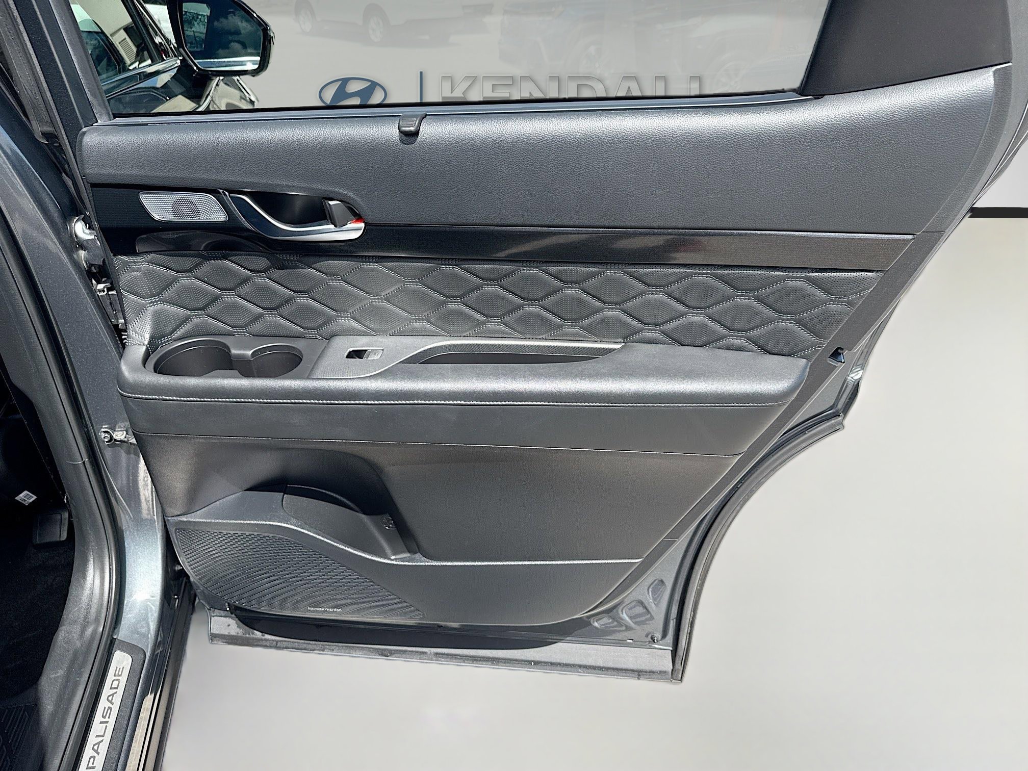 Used 2022 Hyundai Palisade Calligraphy image 29
