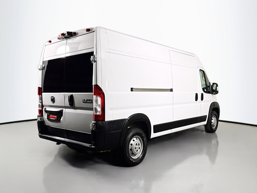 Used 2023 RAM ProMaster 2500 image 5