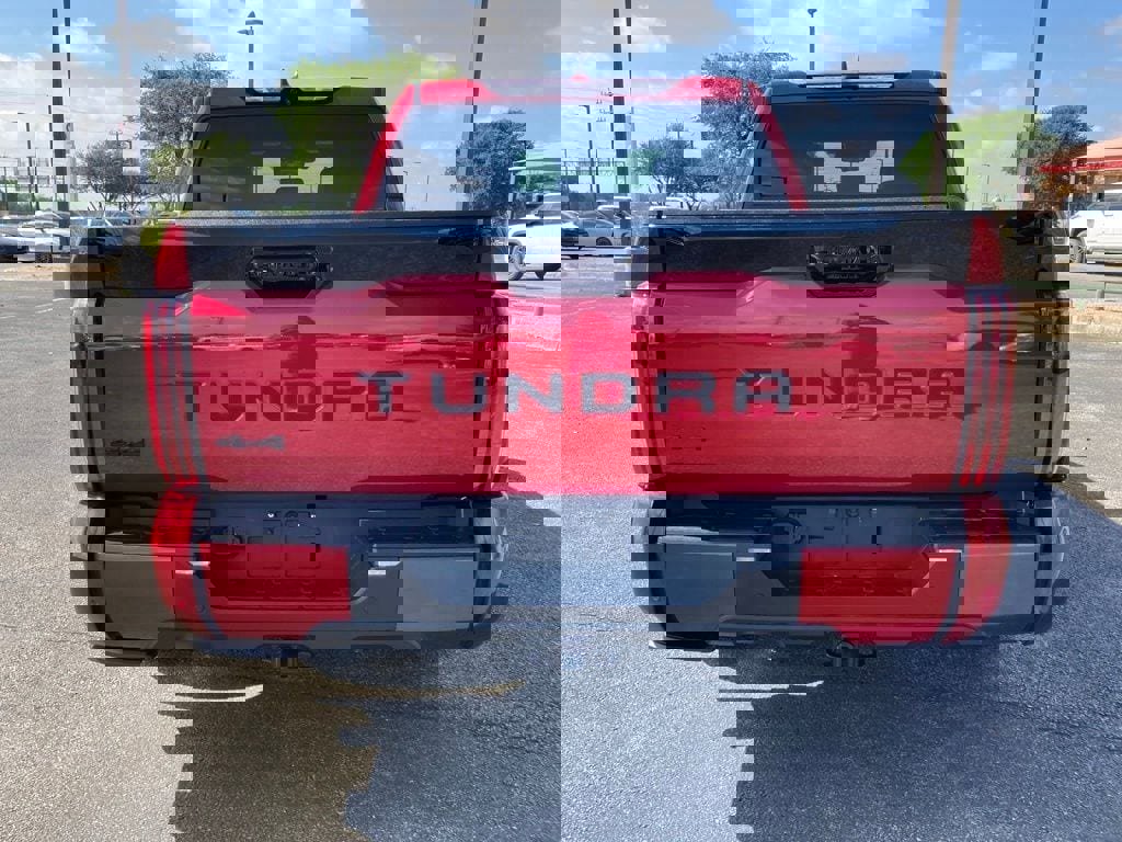 Used 2024 Toyota Tundra Platinum image 6
