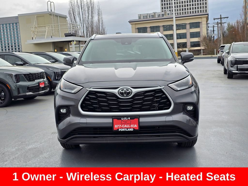 Used 2023 Toyota Highlander XLE FWD image 8