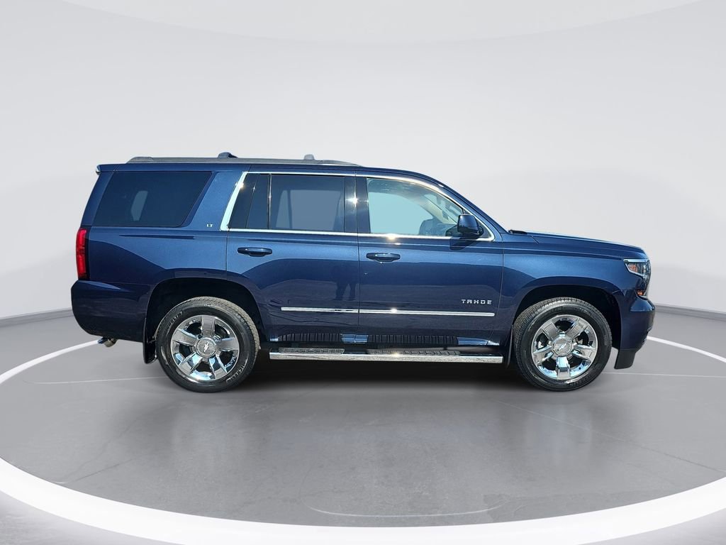 Used 2018 Chevrolet Tahoe LT w/ LT Signature Package AWD/4WD image 2