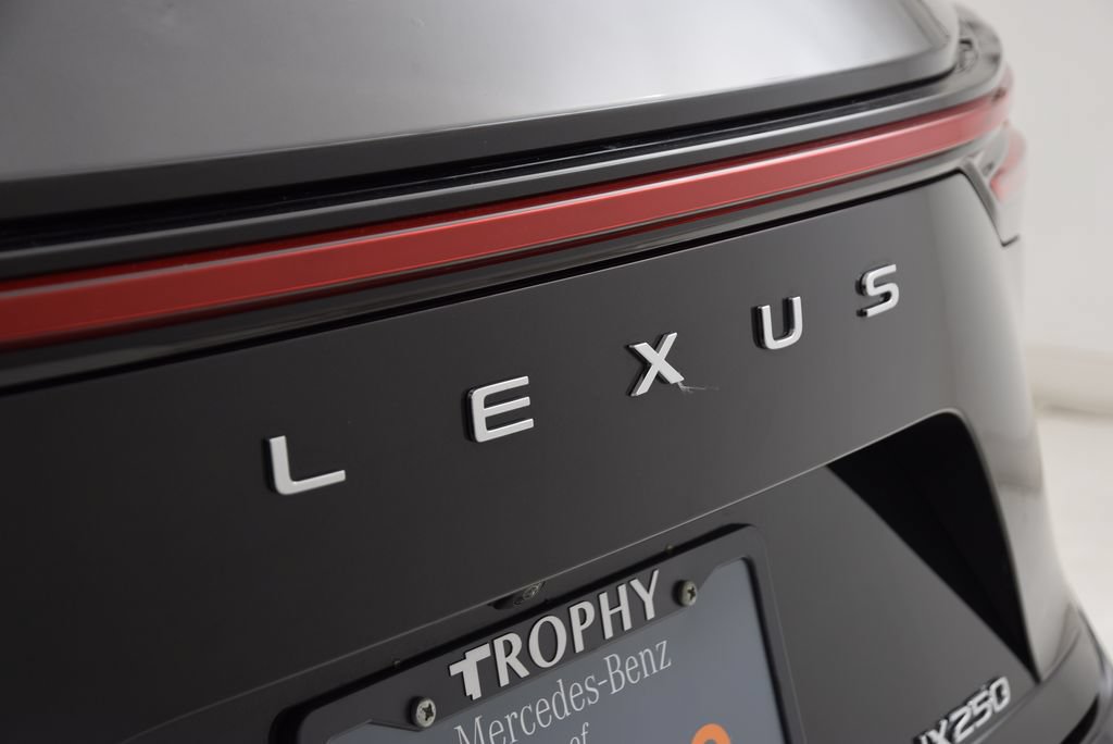 Used 2025 Lexus NX 250 FWD image 14