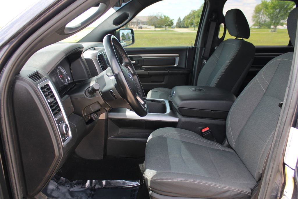 Used 2021 RAM 1500 Classic Warlock AWD/4WD image 6