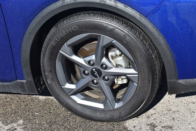 Certified 2025 Kia K4 FWD image 11