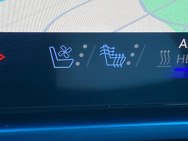 New 2025 Chevrolet Equinox EV LT w/ Convenience Package II image 14