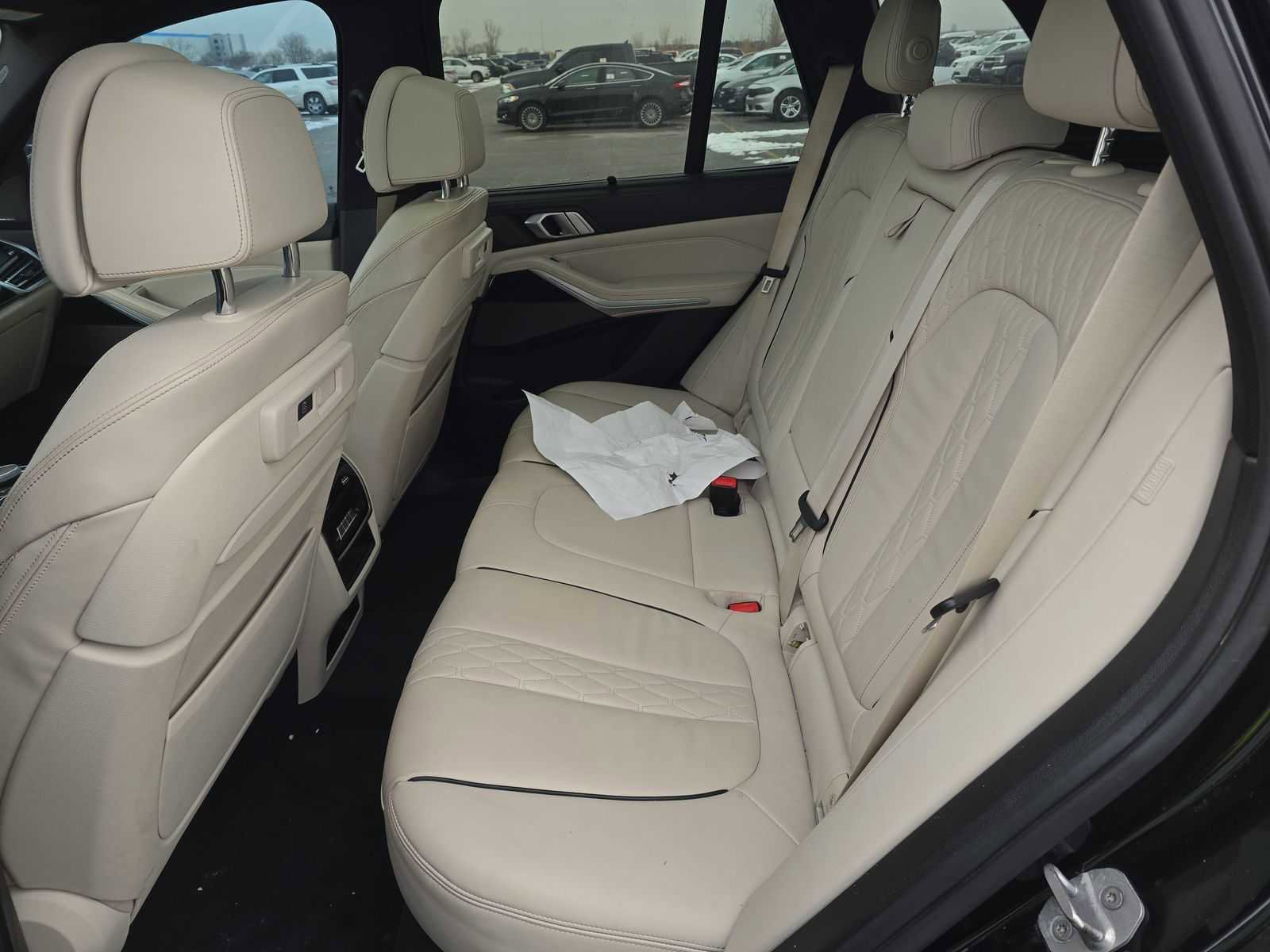 Used 2020 BMW X5 M50i w/ Executive Package image 9