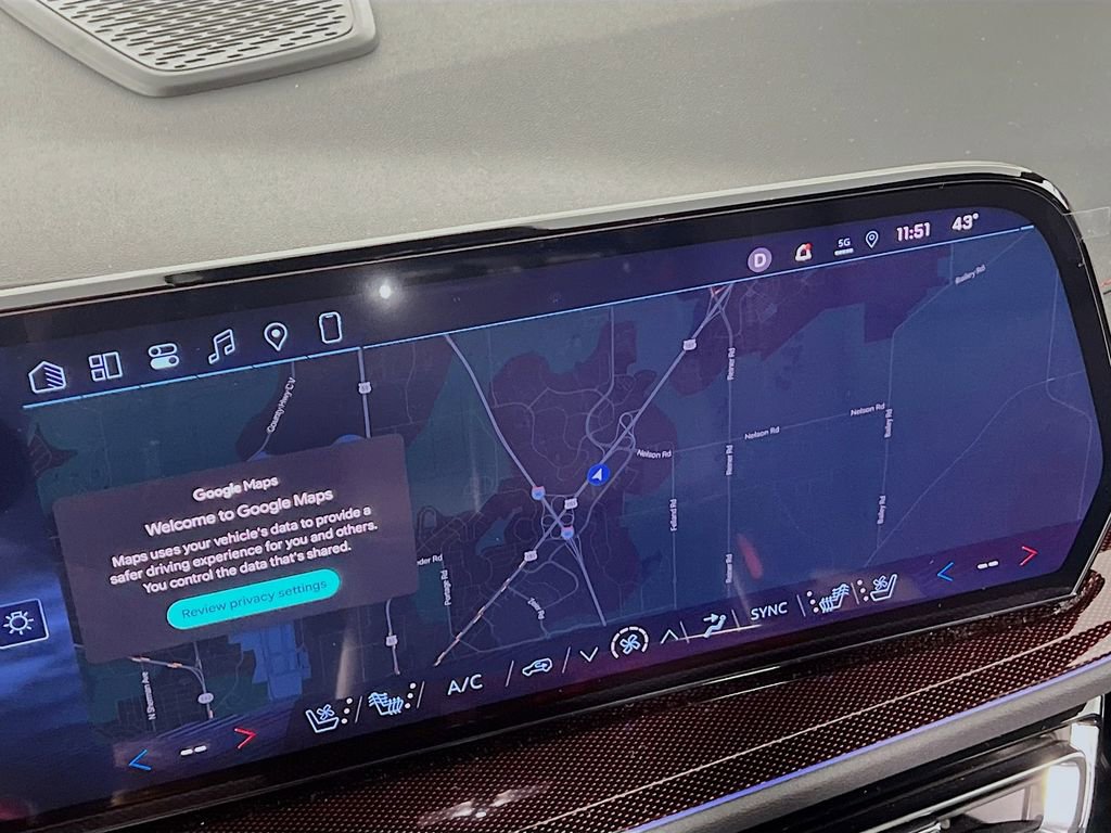 Used 2026 Chevrolet Traverse RS w/ LPO, Floor Liner Package image 12