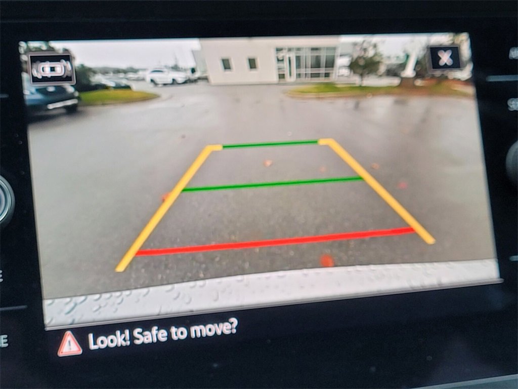 Used 2024 Volkswagen Tiguan S image 17