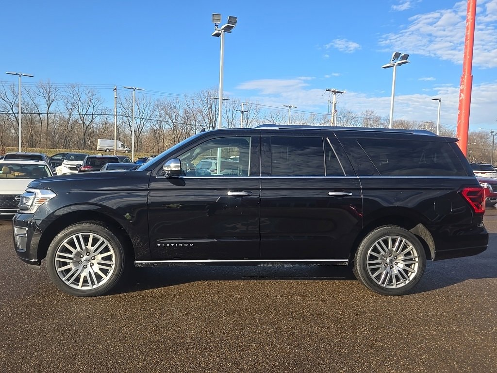 Used 2022 Ford Expedition Max Platinum image 4