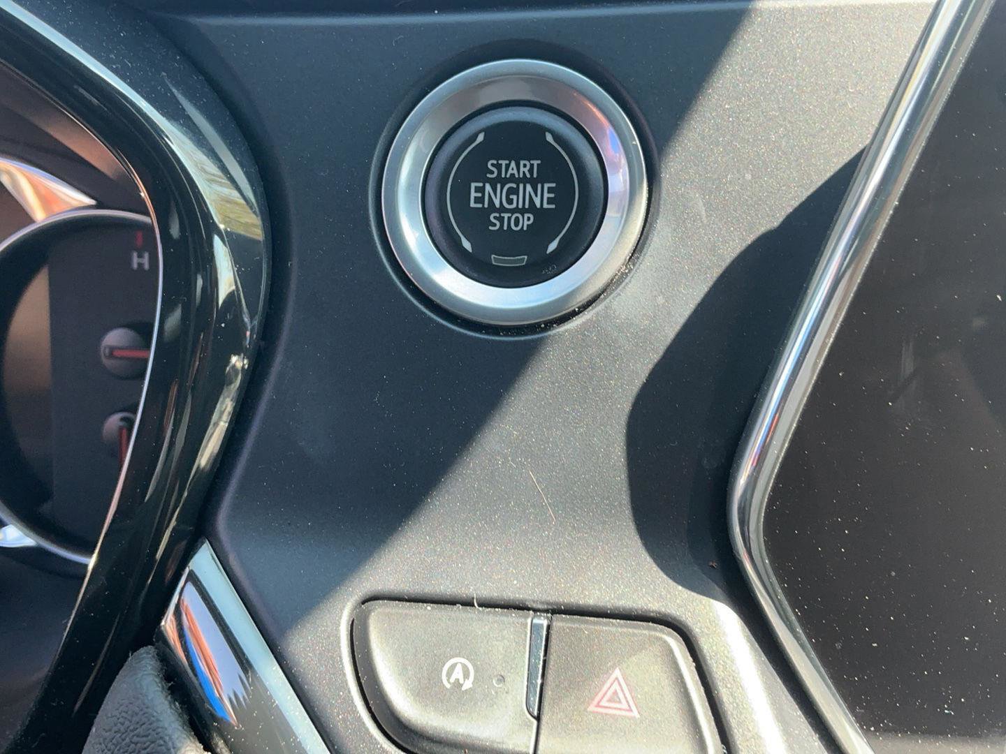 Used 2022 Chevrolet Blazer RS image 25