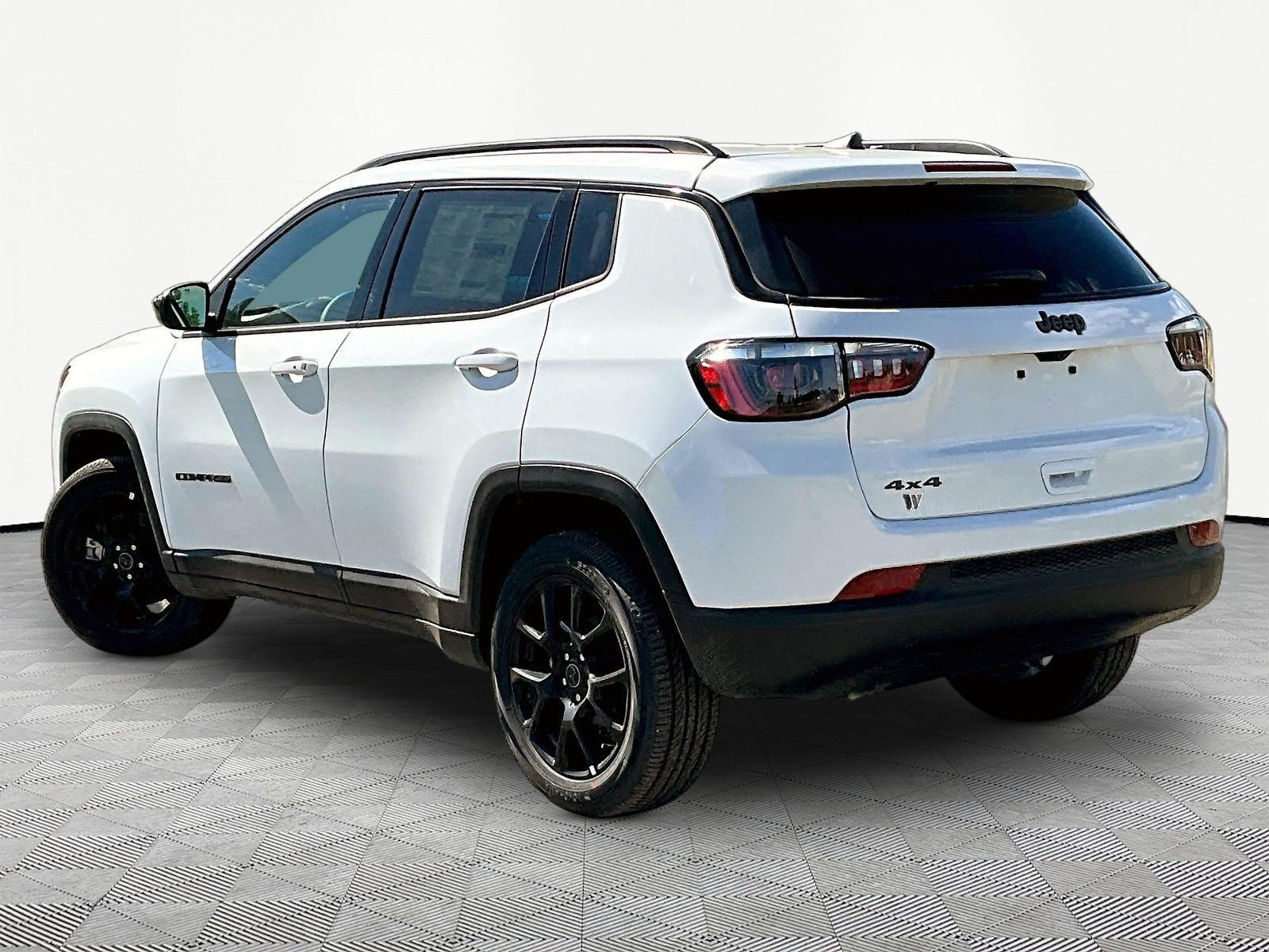 New 2026 Jeep Compass Latitude AWD/4WD image 4