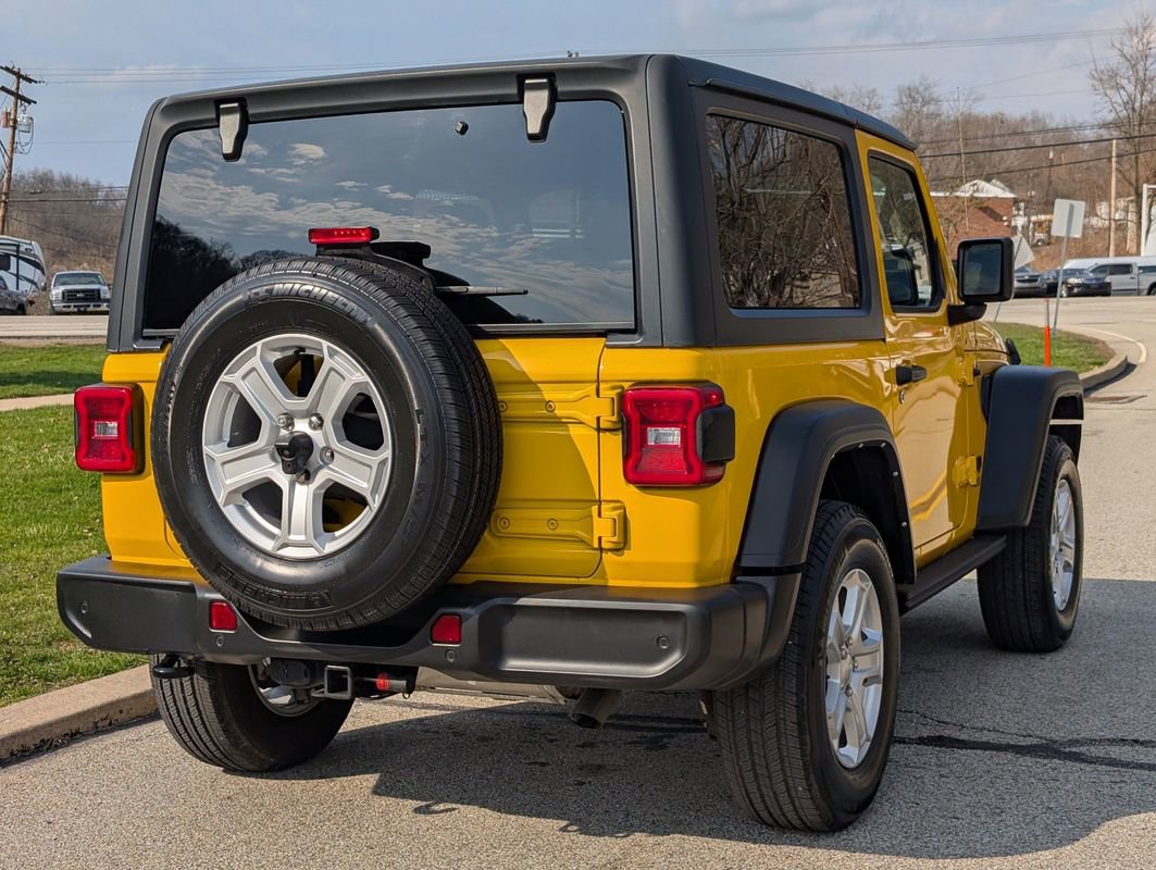 Used 2021 Jeep Wrangler Sport AWD/4WD image 7