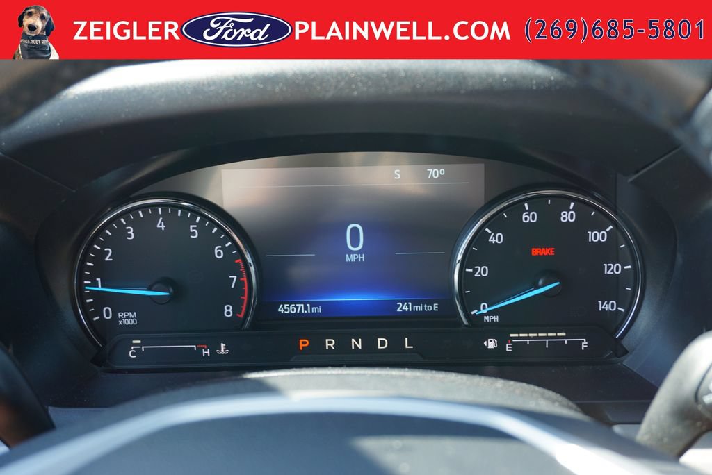 Used 2023 Ford Explorer XLT w/ Equipment Group 202A AWD/4WD image 28