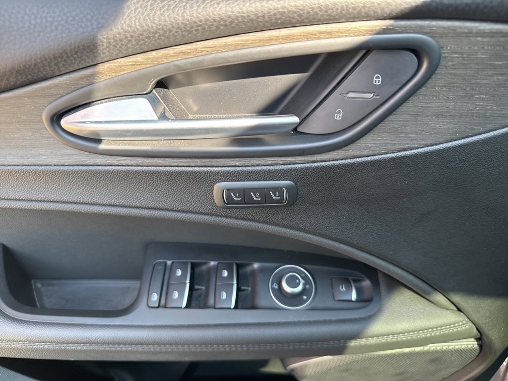 Used 2022 Alfa Romeo Stelvio Ti w/ Active Assist Plus Package image 24