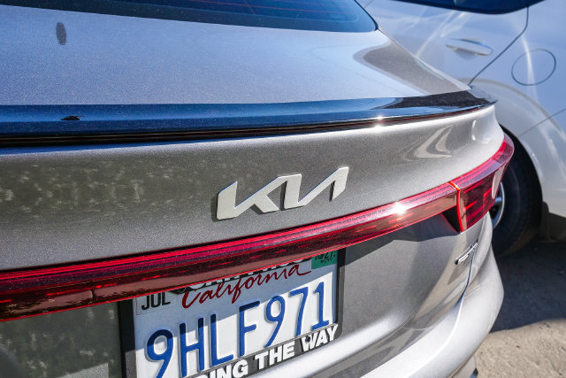 Used 2023 Kia Forte GT-Line w/ GT-Line Technology Package FWD image 12