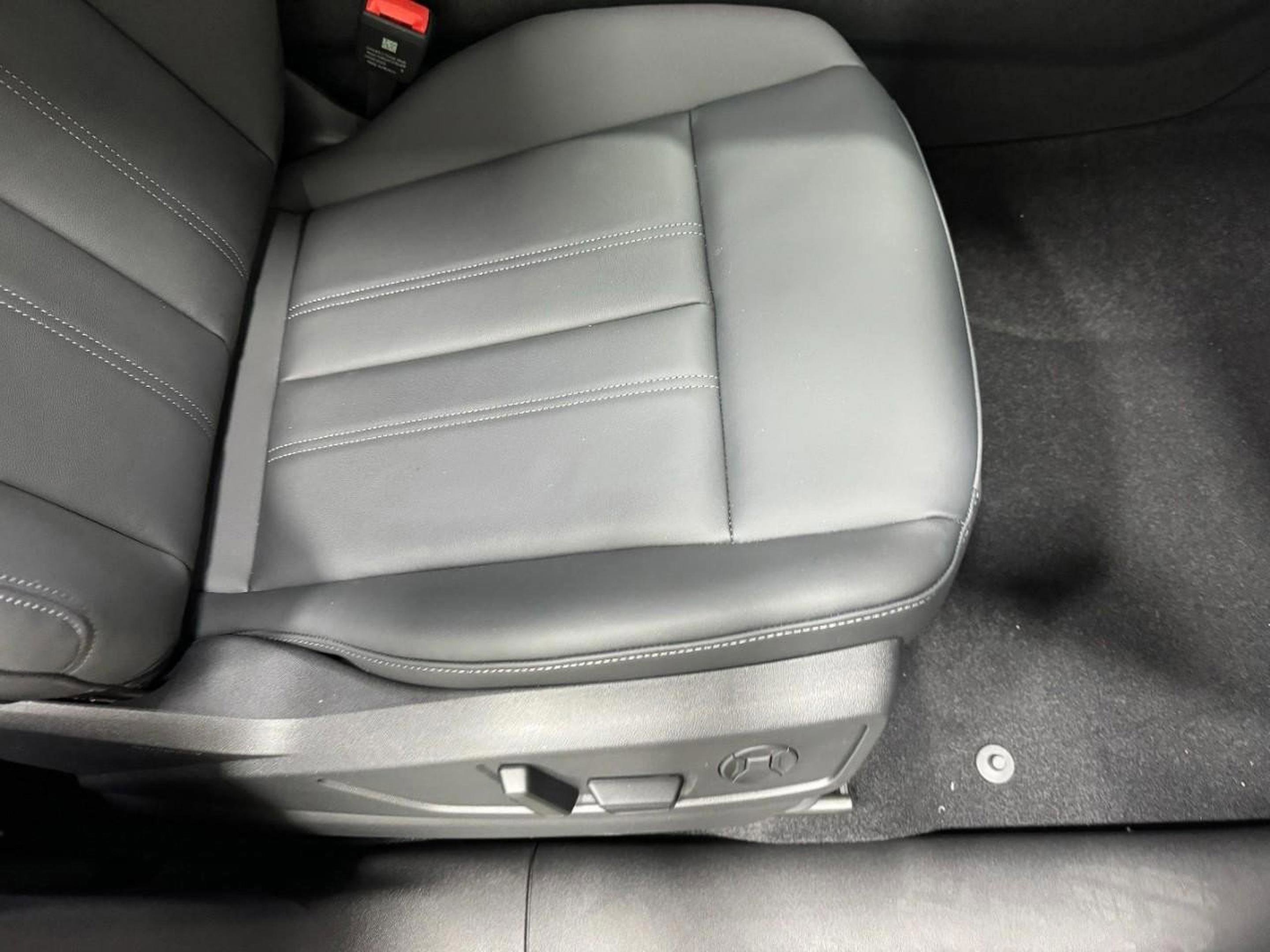 New 2025 Audi Q5 Premium Plus image 17