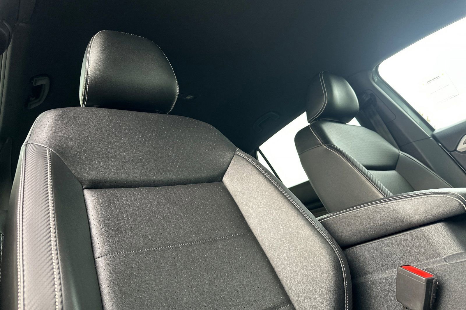 Certified 2022 Volkswagen Atlas Cross Sport SE image 18