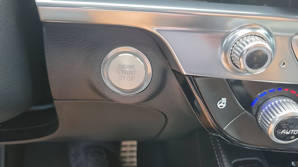 Used 2025 Kia Telluride SX Prestige X-Pro AWD/4WD image 24