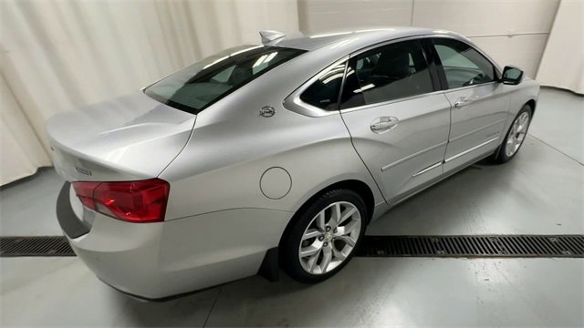Used 2017 Chevrolet Impala Premier w/ Enhanced Convenience Package image 8