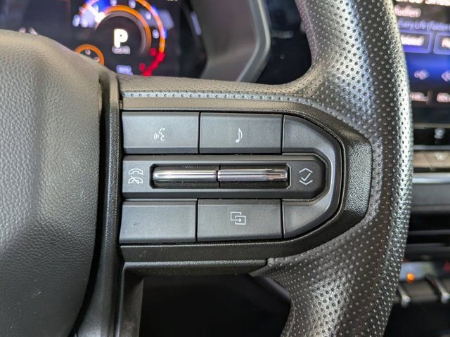 Used 2024 Chevrolet Colorado W/T image 21