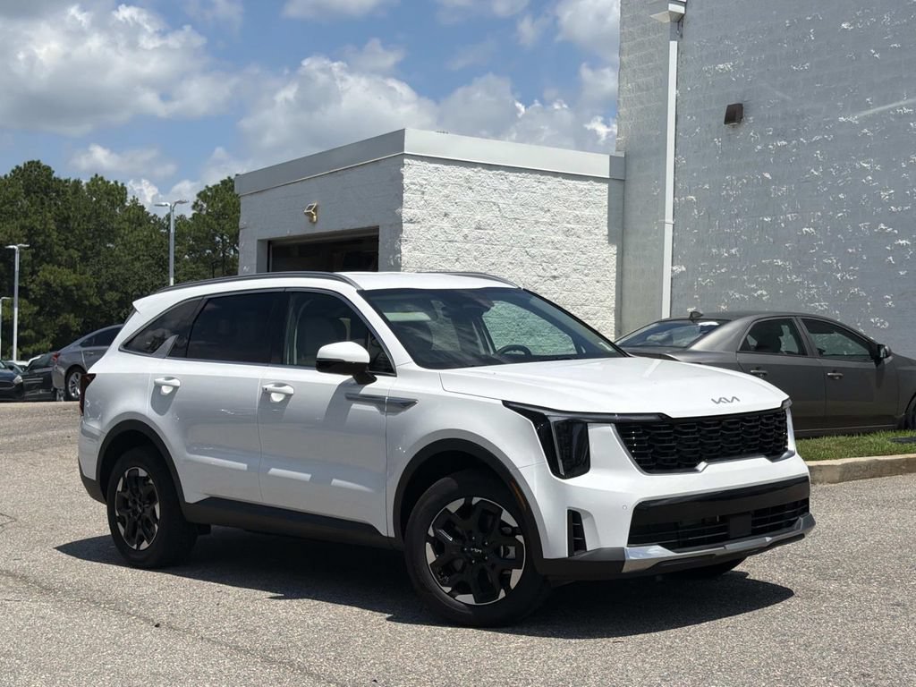 Used 2026 Kia Sorento S AWD/4WD image 1