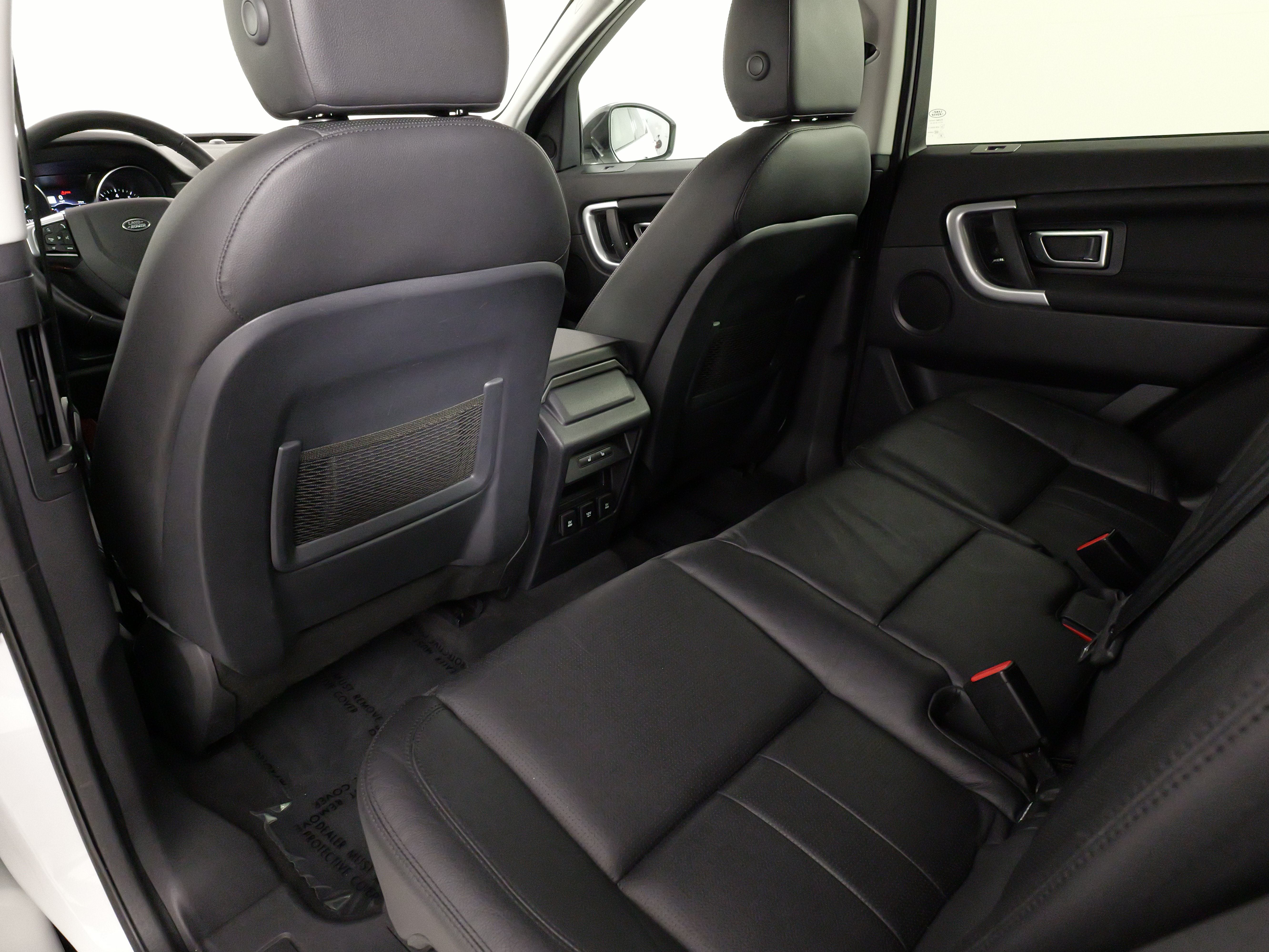 Used 2018 Land Rover Discovery Sport HSE AWD/4WD image 33