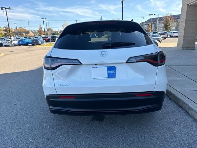 New 2026 Honda HR-V LX image 3