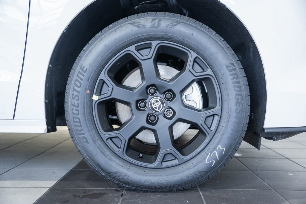 New 2026 Toyota Sienna XLE Woodland Edition image 17