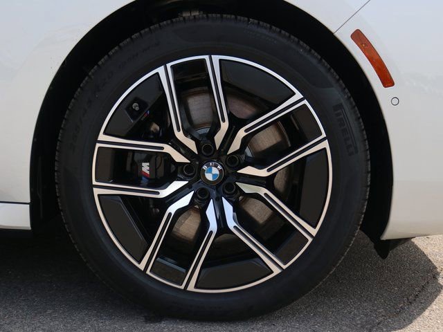 New 2025 BMW 760i xDrive AWD/4WD image 5