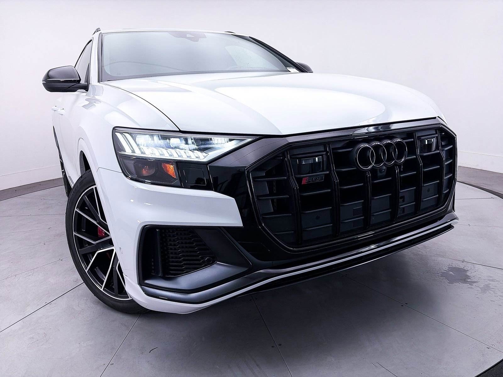 Used 2023 Audi SQ8 Prestige AWD/4WD image 10