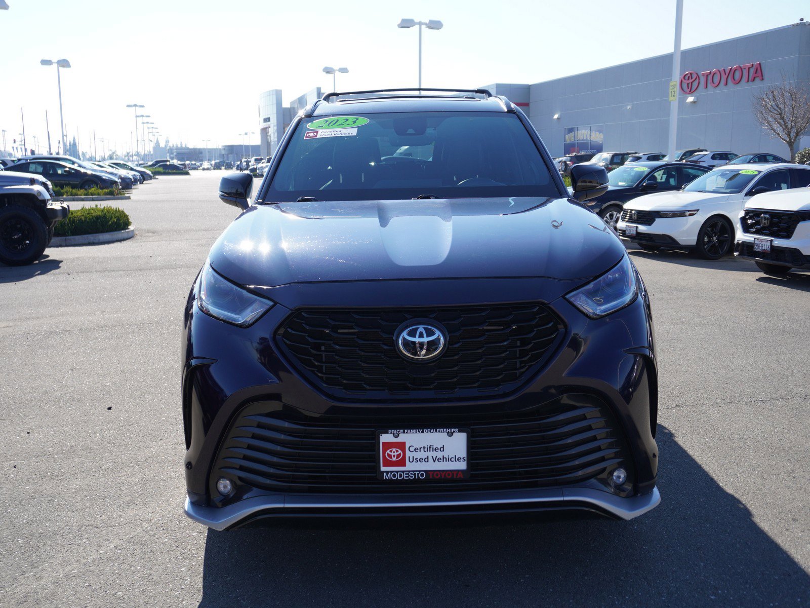 Used 2023 Toyota Highlander XSE image 6