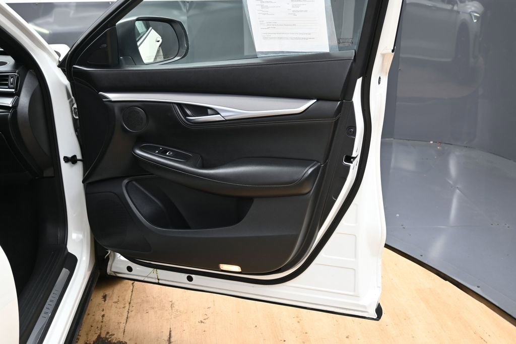 Used 2023 INFINITI QX55 Luxe w/ Cargo Package AWD/4WD image 38