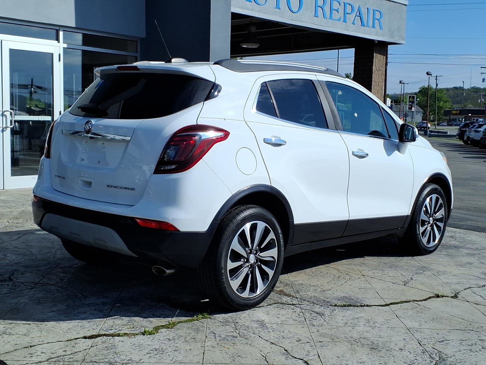 Used 2018 Buick Encore Preferred FWD image 3