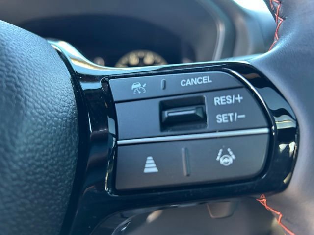 Used 2023 Honda Pilot TrailSport image 12