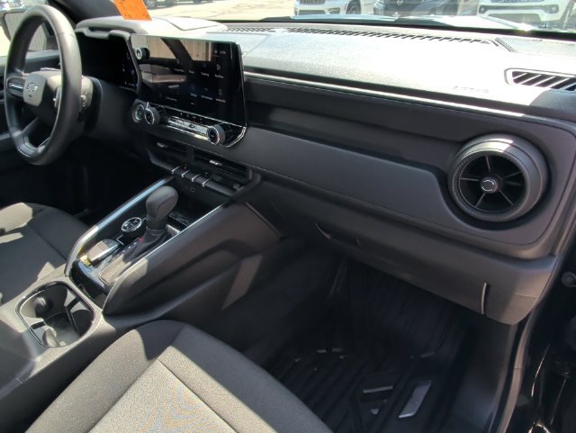 Used 2023 Chevrolet Colorado Trail Boss w/ Technology Package AWD/4WD image 36