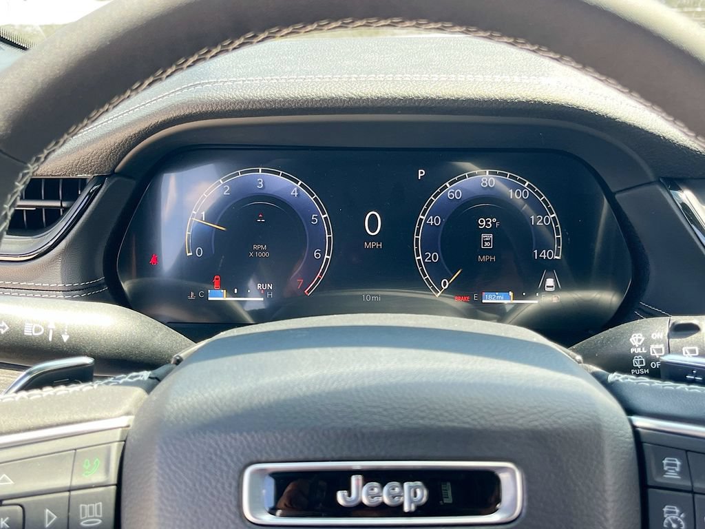 New 2026 Jeep Grand Cherokee L 4WD image 12