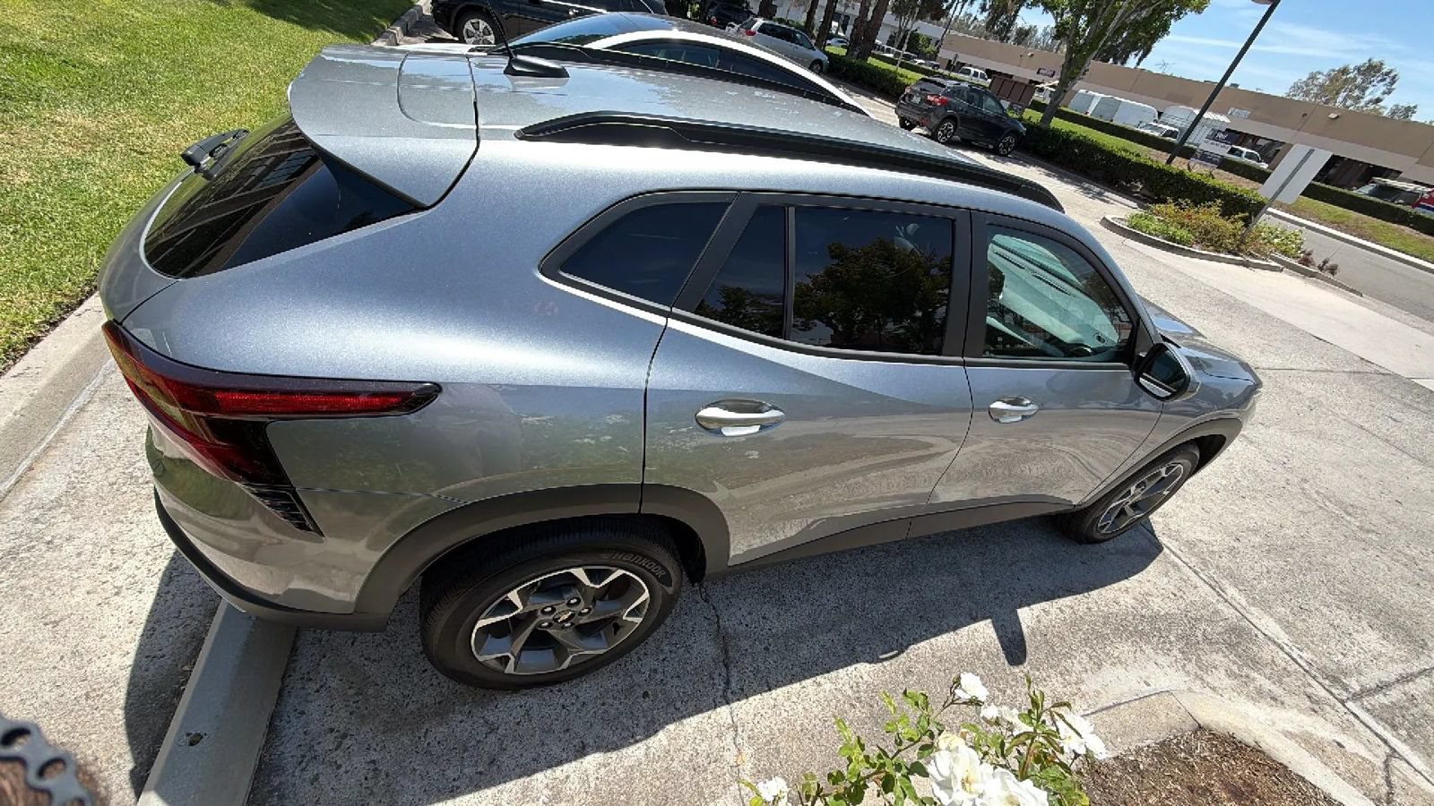 Used 2026 Chevrolet Trax LT FWD image 9