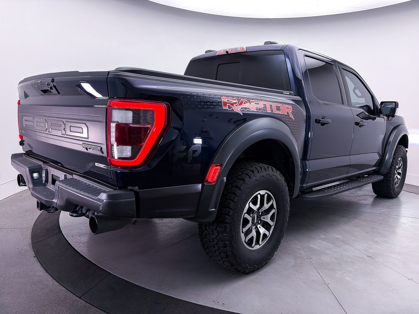 Used 2023 Ford F150 Raptor AWD/4WD image 17